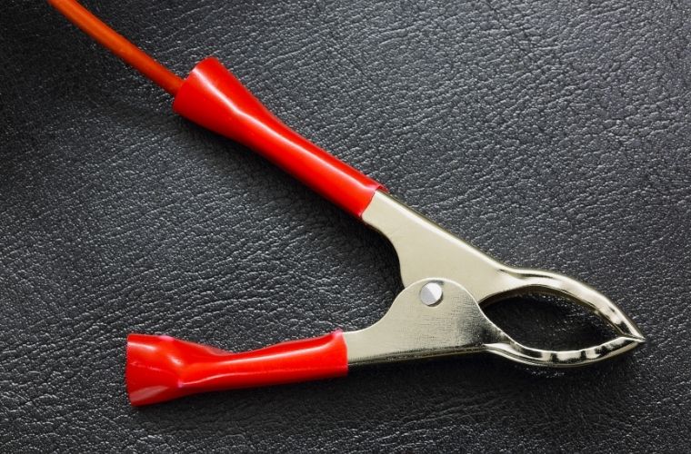 Battery Clamp